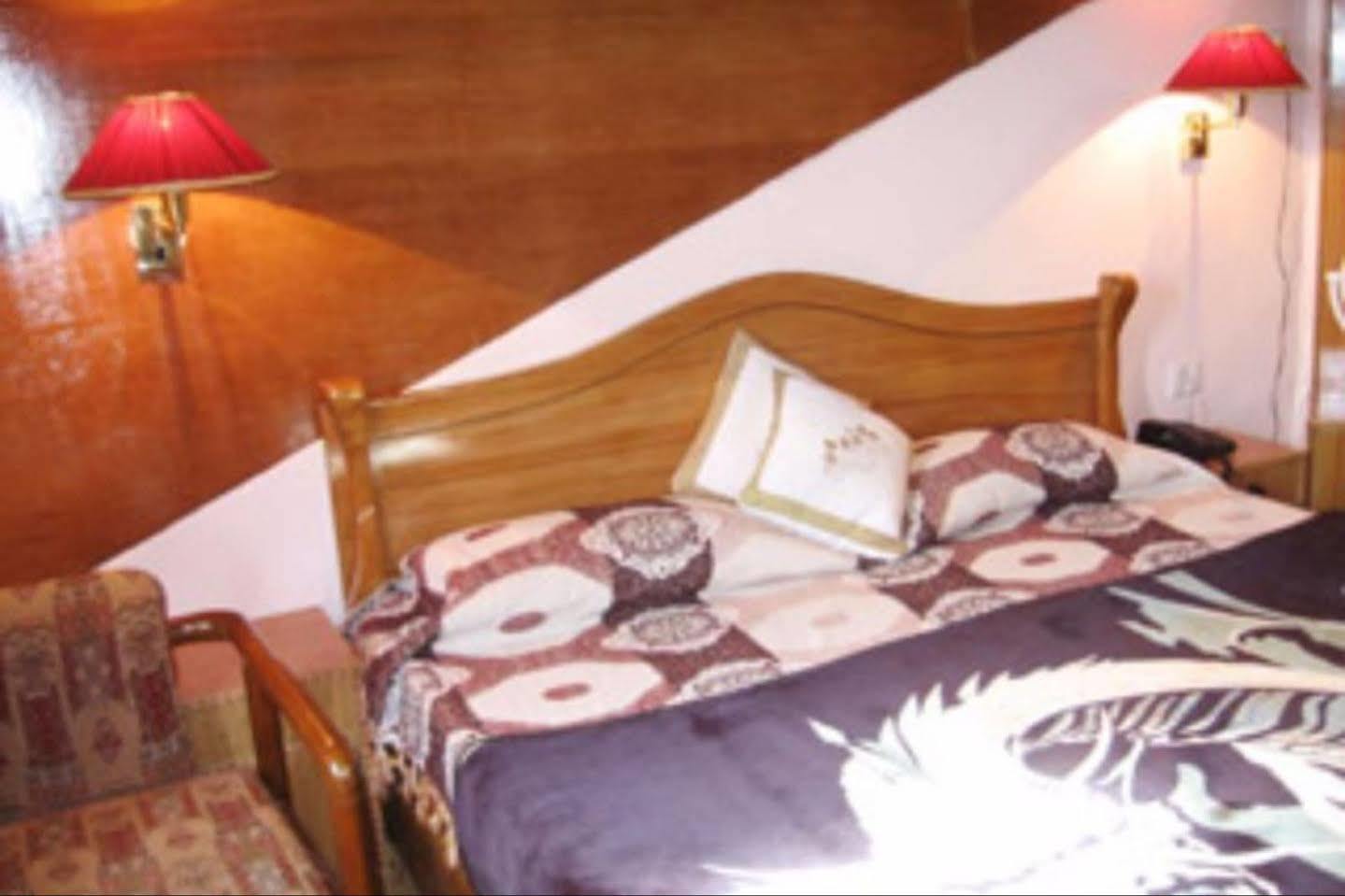 Sagrika Resort Dalhousie Eksteriør bilde